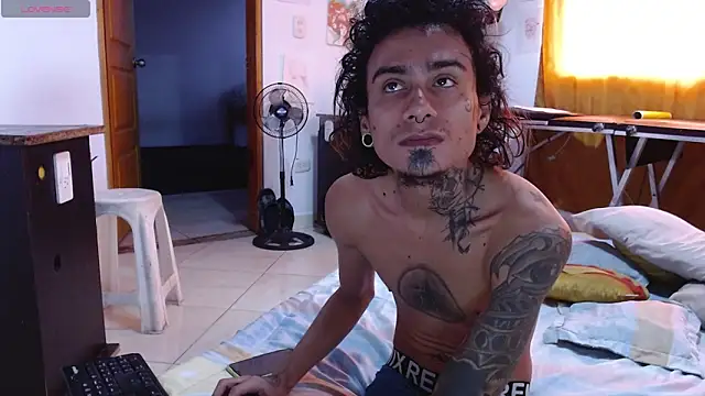 Tiffany prettygirl online show from February 13, 3:24 pm