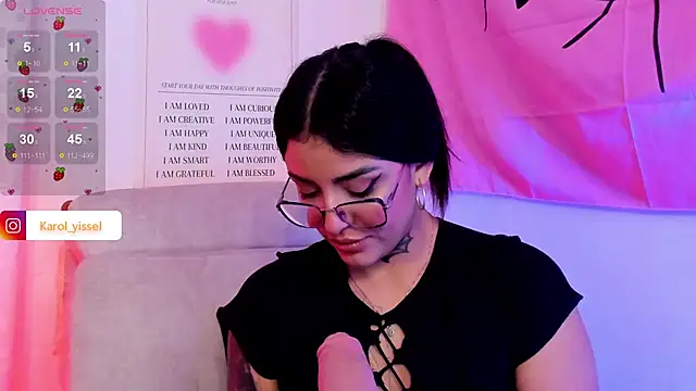 Hinataw33d01 online show from March 15, 8:21 pm