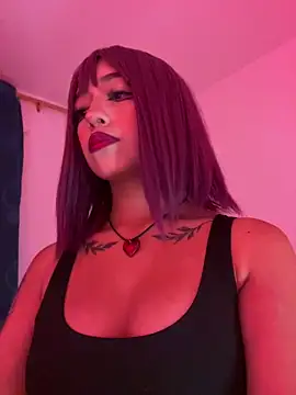 Snapshot of Hot_sophie_ chatting on October 30, 2:13 am Hot sophie  online show from October 30, 2:13 am