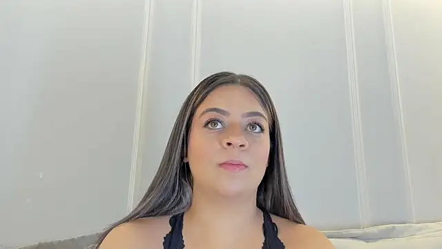 Snapshot of sarah-bonneth chatting on August 1, 11:31 am sarah-bonneth online show from August 1, 11:31 am