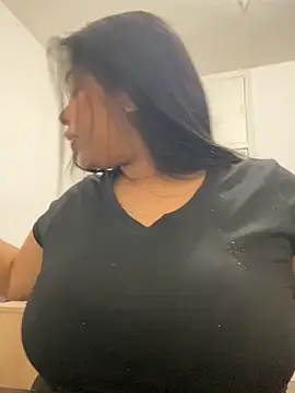 Snapshot of PUSHYLATE chatting on November 23, 3:56 pm PUSHYLATE online show from November 23, 3:56 pm