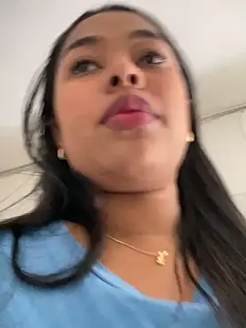 Snapshot of PUSHYLATE chatting on December 18, 7:53 pm PUSHYLATE online show from December 18, 7:53 pm