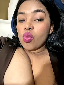 Snapshot of PUSHYLATE chatting on December 21, 5:03 am PUSHYLATE online show from December 21, 5:03 am