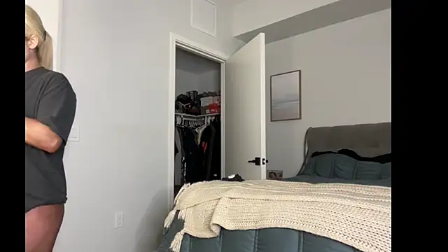 ElenaErickson online show from January 12, 2:28 am