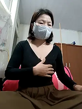 Anna Toy19 online show from March 6, 1:05 am