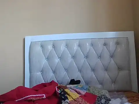 just nala online show from December 14, 9:03 am