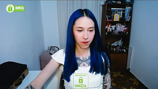 Snapshot of dakota_senju chatting on December 26, 1:40 am dakota senju online show from December 26, 1:40 am