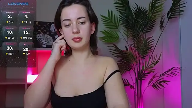 Snapshot of SweetieKendl chatting on April 26, 10:40 pm SweetieKendl online show from April 26, 10:40 pm