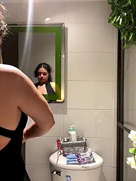 Nathcurly  online show from October 31, 2:12 am