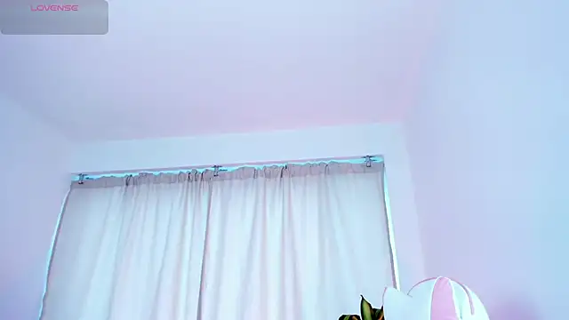 Snapshot of kali_ka_ chatting on March 12, 1:19 pm kali ka online show from March 12, 1:19 pm