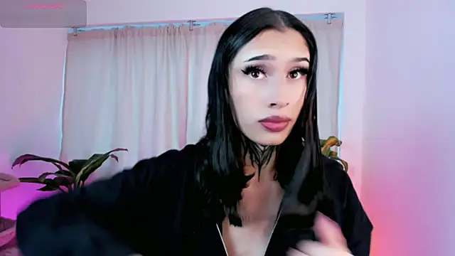 Snapshot of kali_ka_ chatting on March 14, 1:35 pm kali ka online show from March 14, 1:35 pm