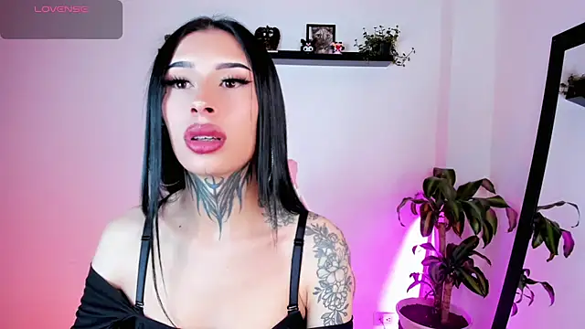 Snapshot of kali_ka_ chatting on October 9, 6:06 pm kali ka online show from October 9, 6:06 pm