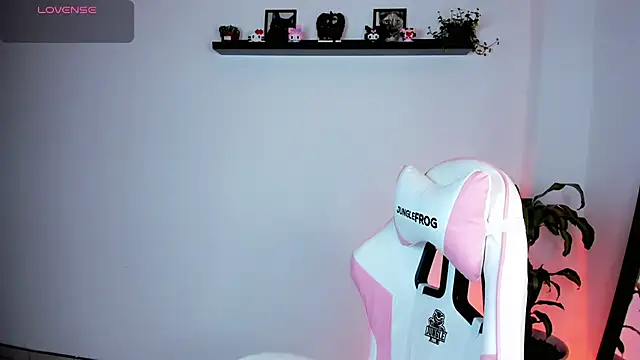 Snapshot of kali_ka_ chatting on October 16, 6:09 pm kali ka online show from October 16, 6:09 pm