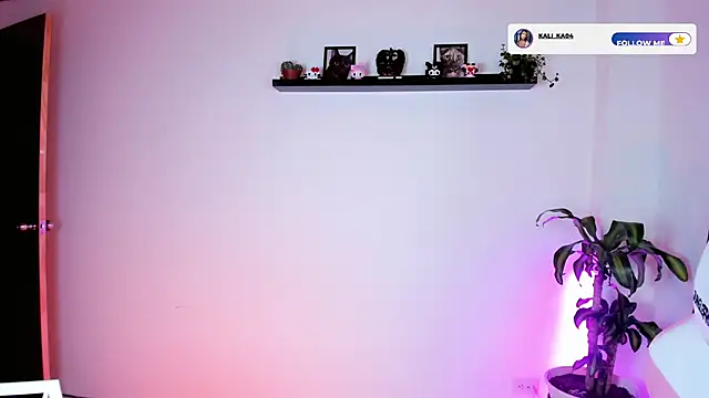 Snapshot of kali_ka_ chatting on November 12, 6:19 pm kali ka online show from November 12, 6:19 pm