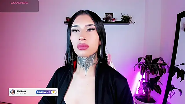 Snapshot of kali_ka_ chatting on November 13, 6:07 pm kali ka online show from November 13, 6:07 pm