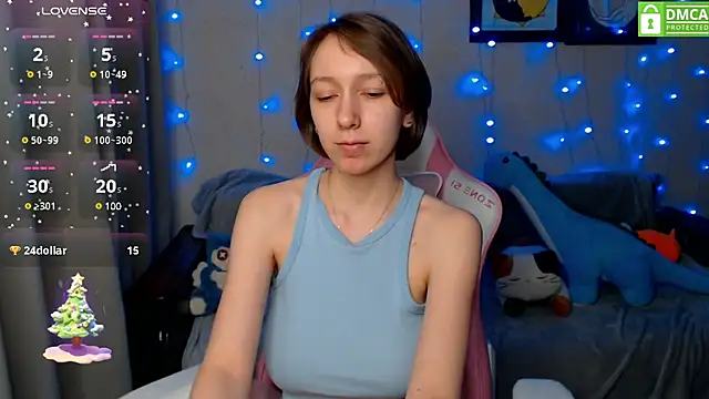 Snapshot of LeahGottty chatting on December 17, 5:47 pm LeahGottty online show from December 17, 5:47 pm