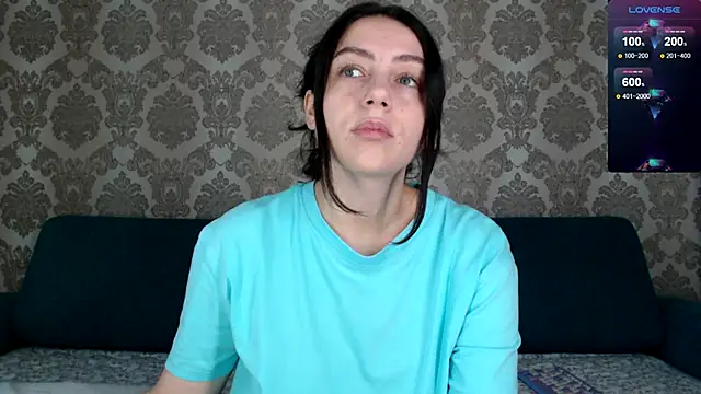 Louise Lavender online show from September 21, 3:19 am