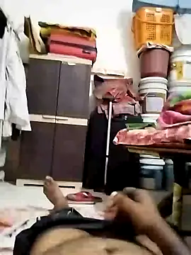 findmemylove online show from January 8, 7:56 pm