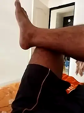 findmemylove online show from January 25, 8:31 am