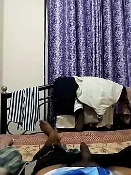 findmemylove online show from September 25, 8:12 pm