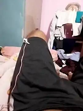 findmemylove online show from November 30, 7:18 pm