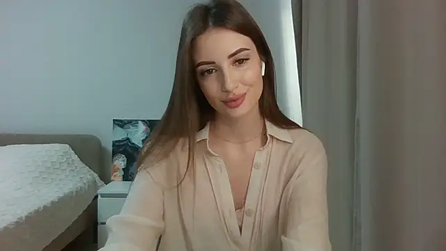 Snapshot of Jule_Helen chatting on December 7, 7:27 am Jule Helen online show from December 7, 7:27 am