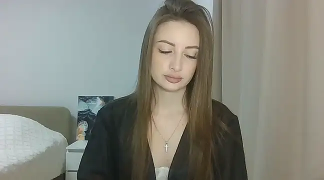 Snapshot of Jule_Helen chatting on February 24, 6:49 am Jule Helen online show from February 24, 6:49 am