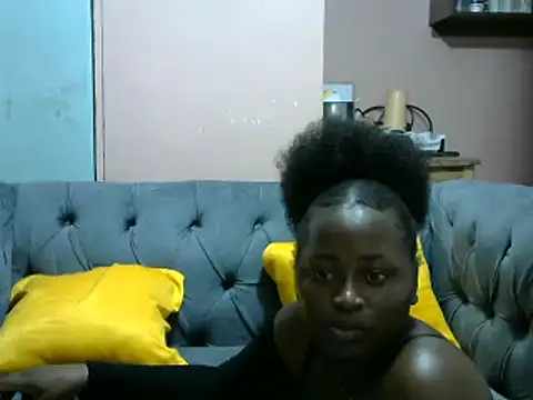 Snapshot of slender-qwene chatting on June 4, 12:22 pm slender-qwene online show from June 4, 12:22 pm