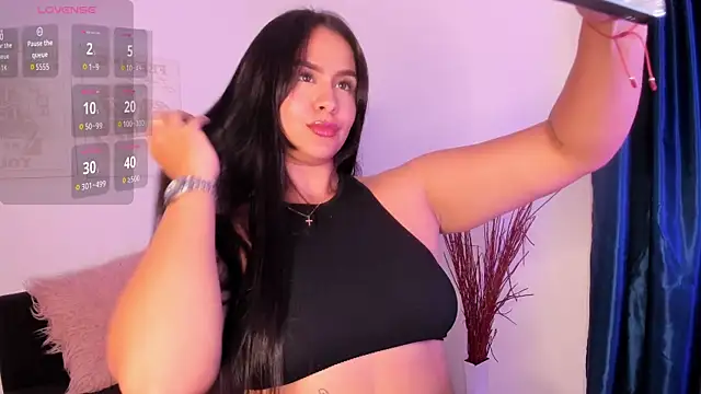 Snapshot of KattyPortman chatting on October 28, 1:20 am KattyPortman online show from October 28, 1:20 am