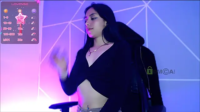 Snapshot of lilylouisee chatting on October 12, 1:15 am lilylouisee online show from October 12, 1:15 am