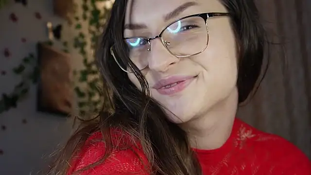 NaughtYHomemadE online show from February 24, 4:26 pm