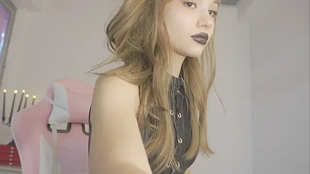 Stryxcy online show from March 5, 9:27 am