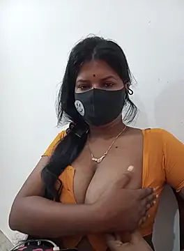 Snapshot of Anusri- chatting on October 13, 11:16 pm Anusri- online show from October 13, 11:16 pm