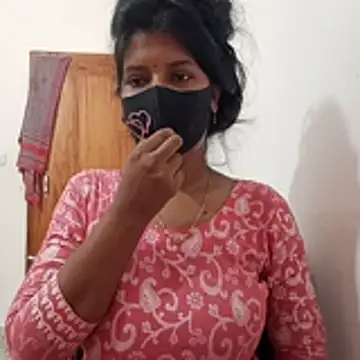Snapshot of Anusri- chatting on October 23, 4:06 pm Anusri- online show from October 23, 4:06 pm