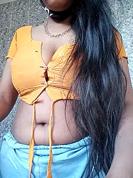 Snapshot of Anusri- chatting on December 15, 9:13 am Anusri- online show from December 15, 9:13 am