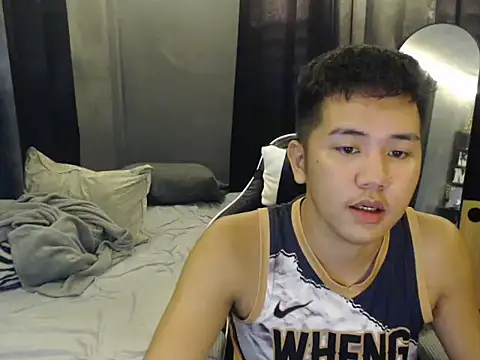 xgregor07 online show from October 17, 4:42 pm