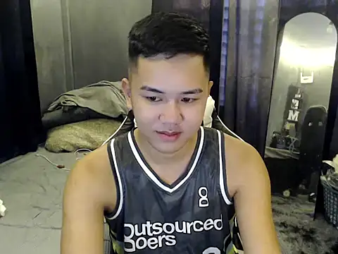 Snapshot of xgregor07 chatting on December 13, 10:59 pm xgregor07 online show from December 13, 10:59 pm