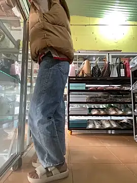 Snapshot of Rosa_998 chatting on December 25, 3:18 am Rosa 998 online show from December 25, 3:18 am