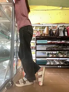 Snapshot of Rosa_998 chatting on January 9, 8:45 am Rosa 998 online show from January 9, 8:45 am