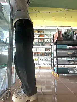 Snapshot of Rosa_998 chatting on February 14, 1:34 am Rosa 998 online show from February 14, 1:34 am