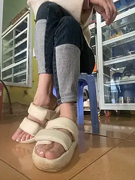 Snapshot of Rosa_998 chatting on February 24, 9:10 am Rosa 998 online show from February 24, 9:10 am