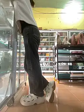 Snapshot of Rosa_998 chatting on March 10, 2:06 am Rosa 998 online show from March 10, 2:06 am