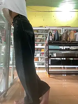 Snapshot of Rosa_998 chatting on March 18, 1:53 am Rosa 998 online show from March 18, 1:53 am