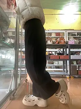 Snapshot of Rosa_998 chatting on March 22, 1:11 am Rosa 998 online show from March 22, 1:11 am