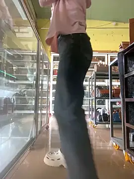 Snapshot of Rosa_998 chatting on September 12, 1:06 am Rosa 998 online show from September 12, 1:06 am