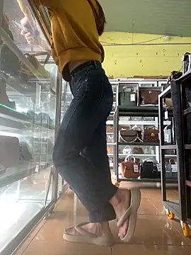 Snapshot of Rosa_998 chatting on October 29, 1:41 am Rosa 998 online show from October 29, 1:41 am