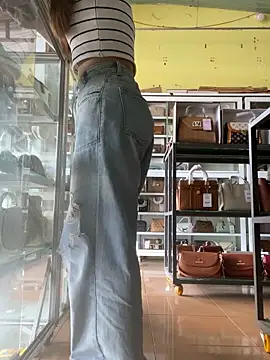 Snapshot of Rosa_998 chatting on November 4, 1:59 am Rosa 998 online show from November 4, 1:59 am