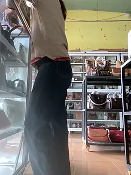 Snapshot of Rosa_998 chatting on November 18, 12:38 am Rosa 998 online show from November 18, 12:38 am