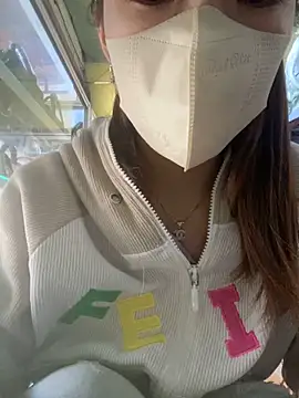 Snapshot of Rosa_998 chatting on December 2, 12:38 am Rosa 998 online show from December 2, 12:38 am