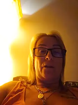 Steffi45 online show from June 2, 7:16 pm